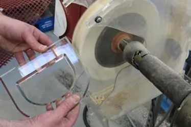 Conheça o serviço de polimento em acrílico